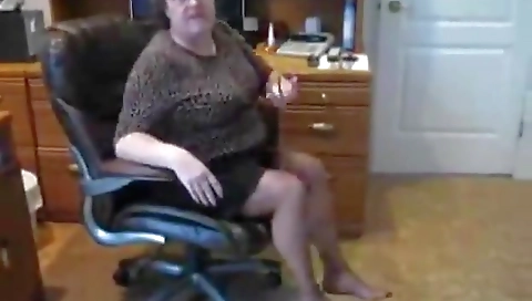 Hot bbw granny exhibition