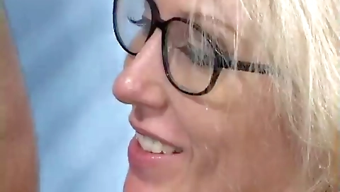 Older Teacher Dalny Marga Copulates Her students 18+
